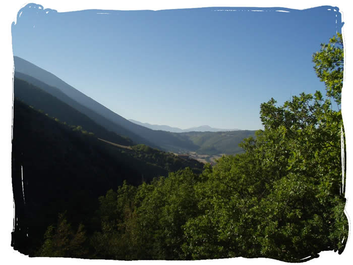 western Sibillini route. Come and experience our guided walks around these stunning Apennine mountains